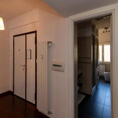 Flat In * Róma